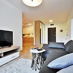 B2 By Interhome *
