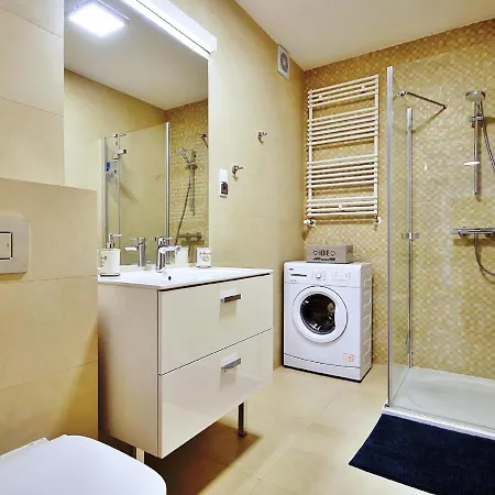 B2 By Interhome *